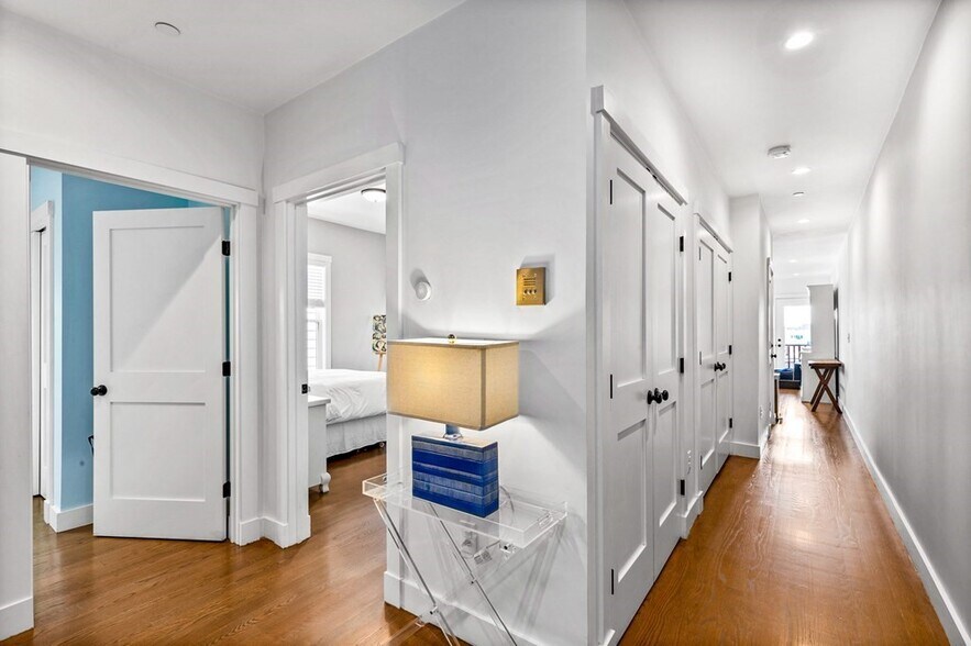 Building Photo - 241 Lexington St