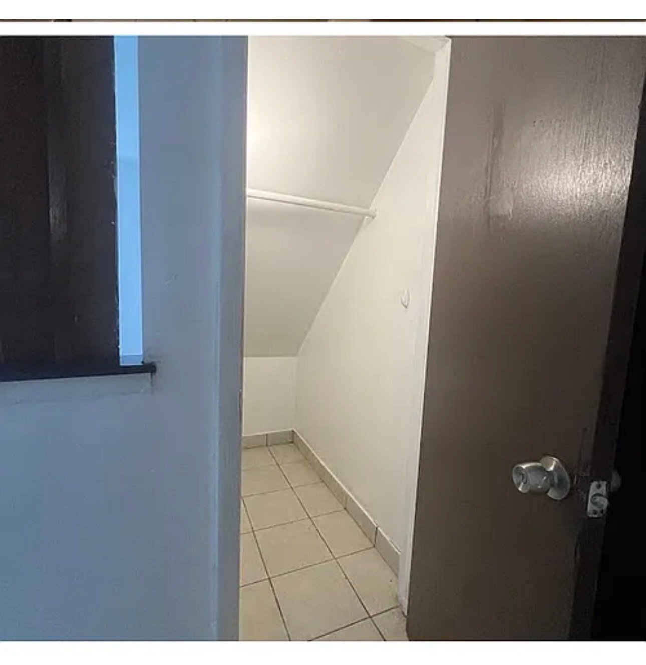 Building Photo - 10466 Betty Ct