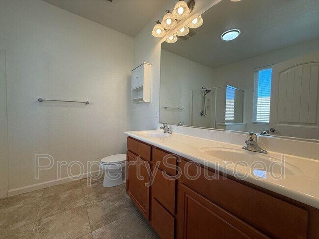 Building Photo - 333 Catmint St