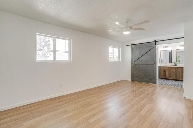 Building Photo - 1701 Larkspur Dr