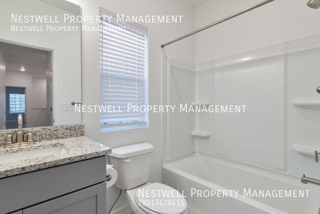 Building Photo - Incredible 3-bed Home in Highland