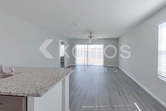 Building Photo - 8681 SW 43rd Ter