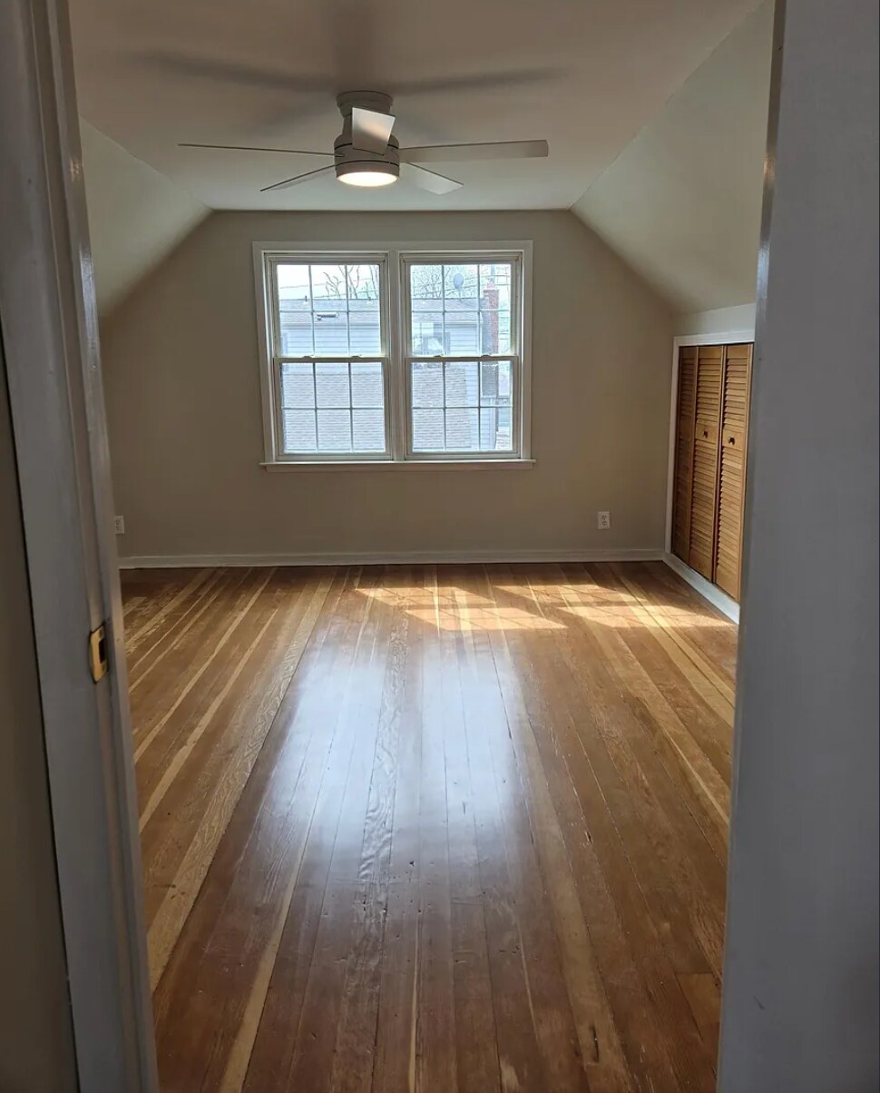 Building Photo - 38 Hartland St