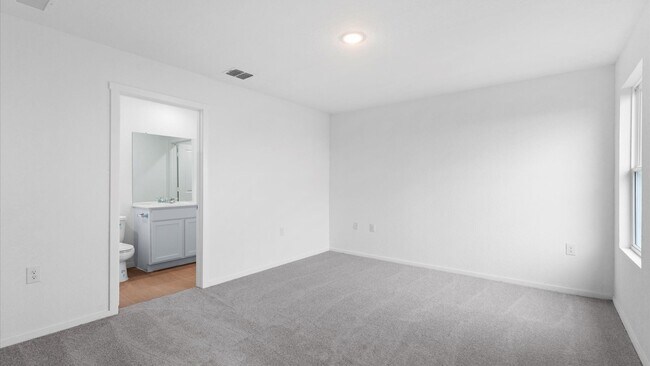 Building Photo - 10814 Lillia Br