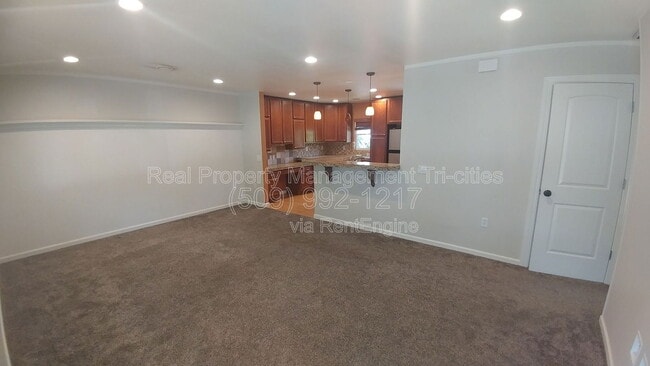 Building Photo - 222 Douglass Ave