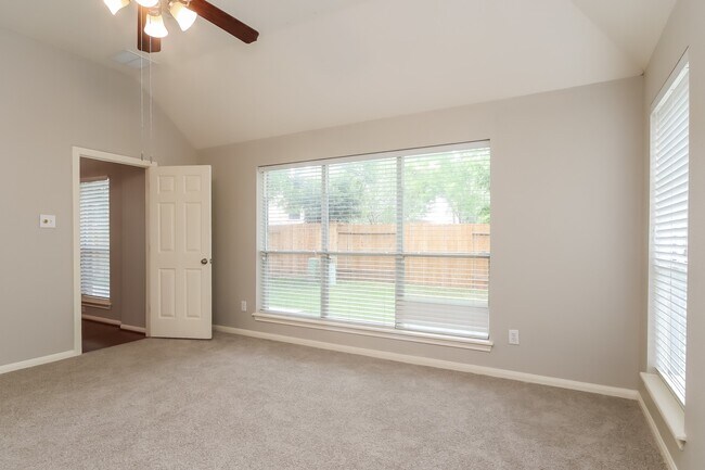 Building Photo - 10327 Cape Hatteras Way