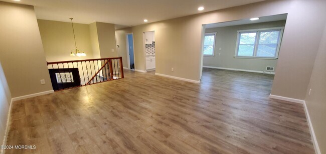 Building Photo - 1620 Union Ave