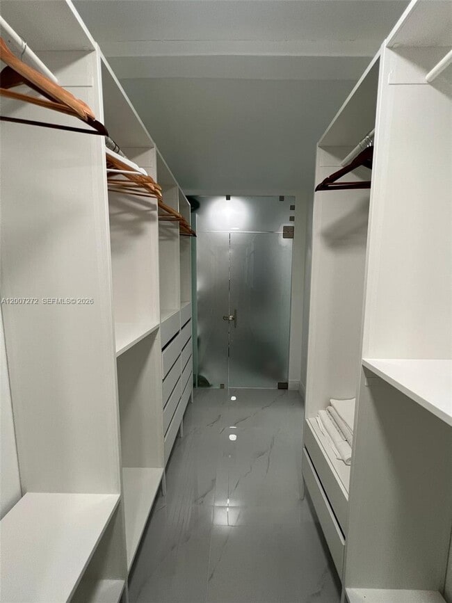 Building Photo - 155 Ocean Ln Dr