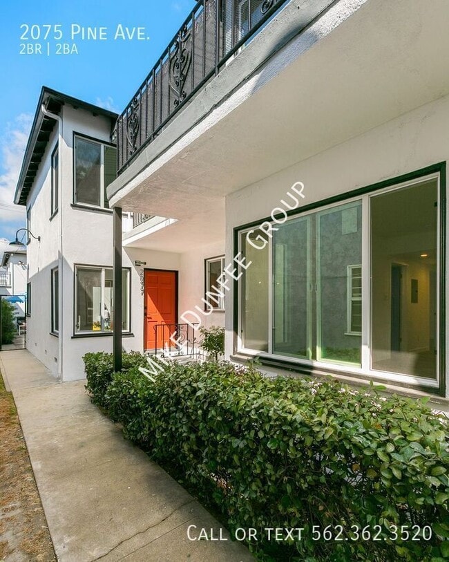 Building Photo - 2075 Pine Ave