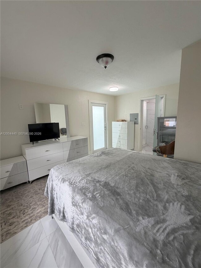 Building Photo - 5801 NW 113th Terrace