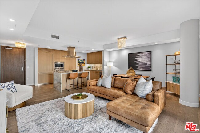 Building Photo - 1755 Ocean Ave