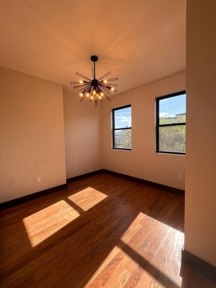 Building Photo - 604 Palisade Ave