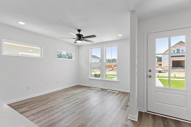 Building Photo - 3667 Meadow Vista Ln