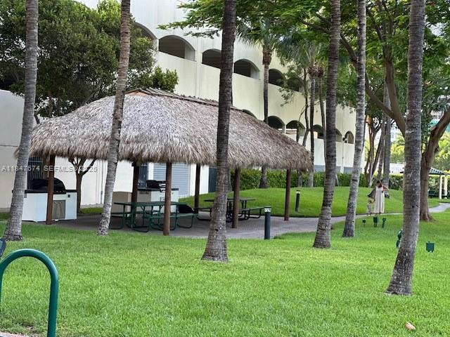 Building Photo - 19501 W Country Club Dr