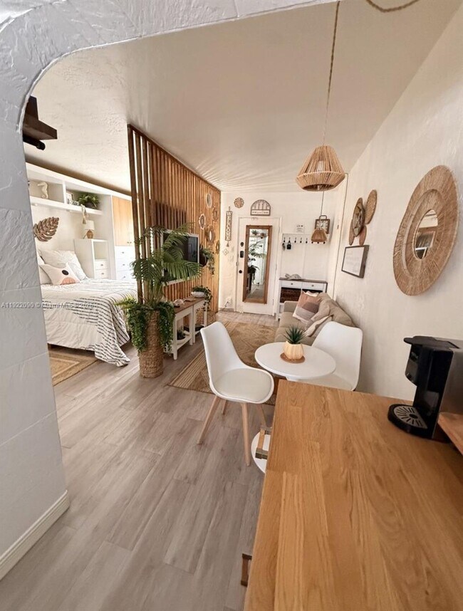 Building Photo - 309 Crocus Terrace