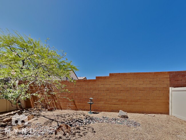 Building Photo - 9053 S Winthrop Springs Rd