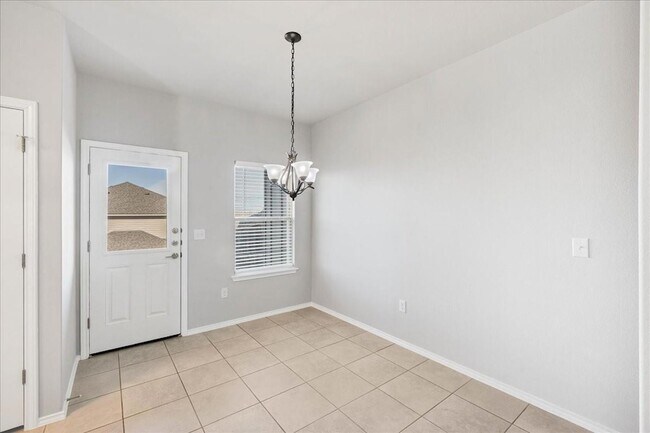 Building Photo - 1716 Davidson Rnch Dr