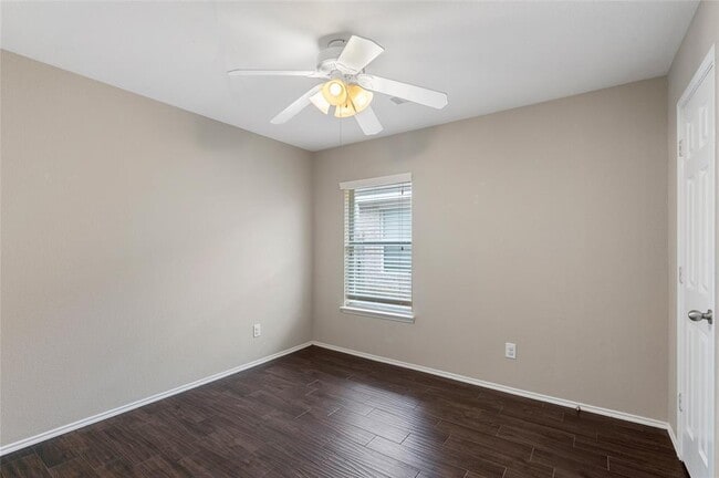 Building Photo - 13915 Roanoke Falls Dr