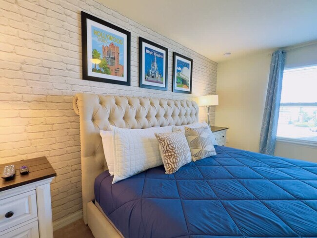 Building Photo - 2463 Tangier Dr