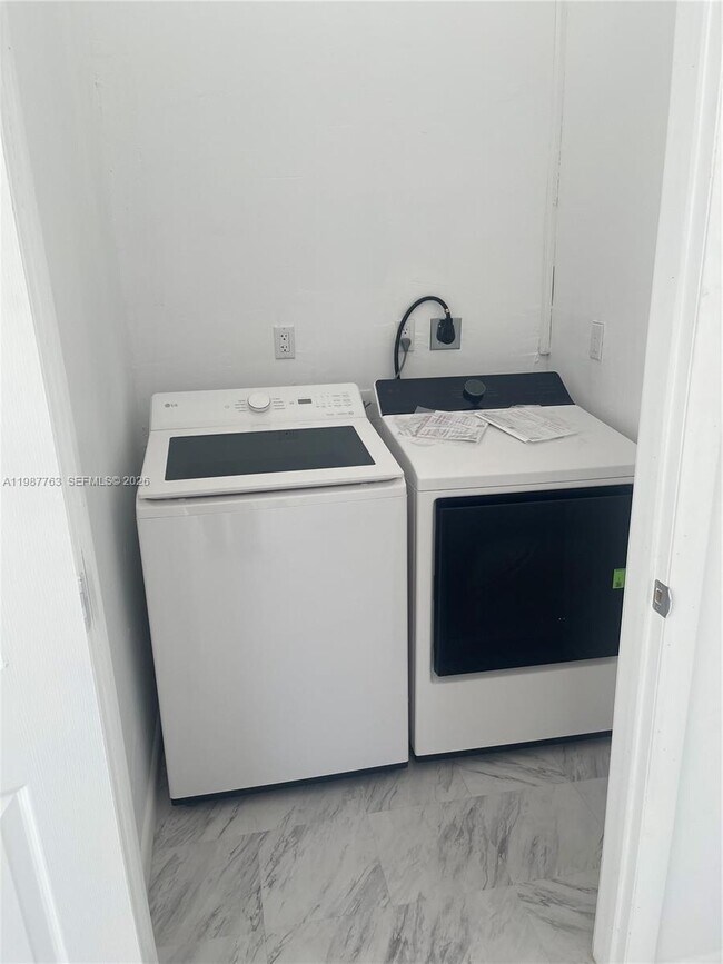 Building Photo - 20700 SW 122nd Ave