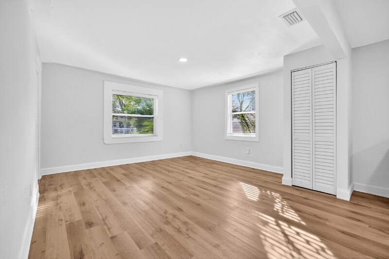 Building Photo - 3525 50th Ave N