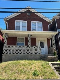 Building Photo - 742 Middle Ave