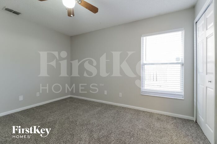 Building Photo - 5227 Aventura Blvd