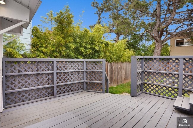 Building Photo - 1035 63rd St