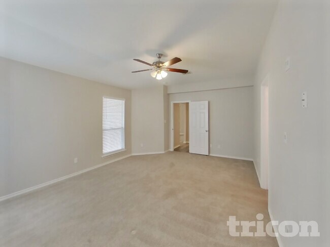 Building Photo - 9039 Thomas York Blvd