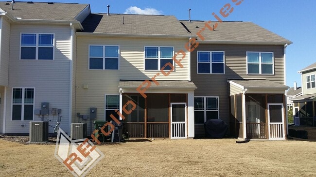 Building Photo - 1056 Historic Cir
