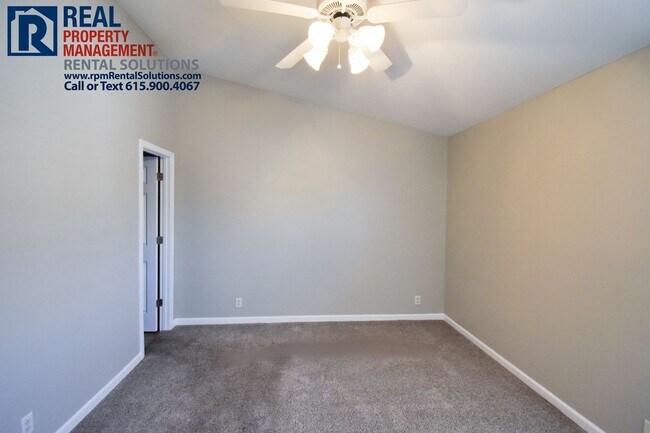 Building Photo - Great 3 bedroom townhome off S. Church!
