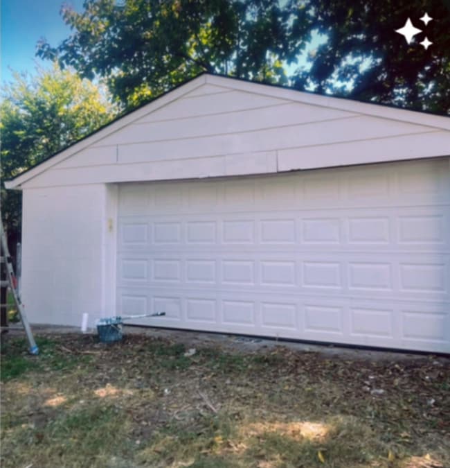 Building Photo - 4BR w/ Detached Garage near Downtown Louisville