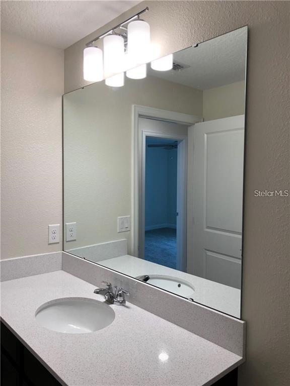 Building Photo - 11019 Bookmark Ln