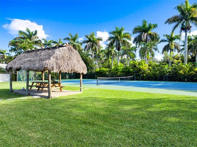 Building Photo - 14615 SW 77th Ct