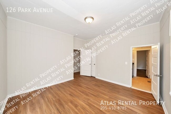 Building Photo - 126 Park Ave