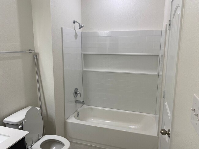 Building Photo - 14503 Jefferson Craig Ln