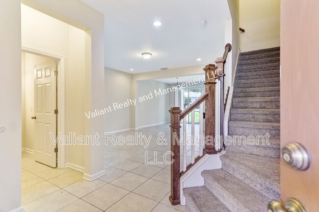 Building Photo - 95 Nelson Ln