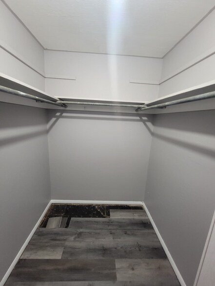 Building Photo - 14815-14835 Euclid Ave