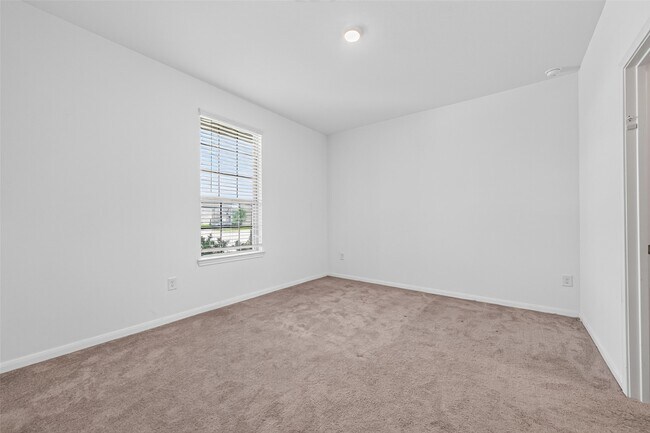 Building Photo - 8111 Star Ter Dr