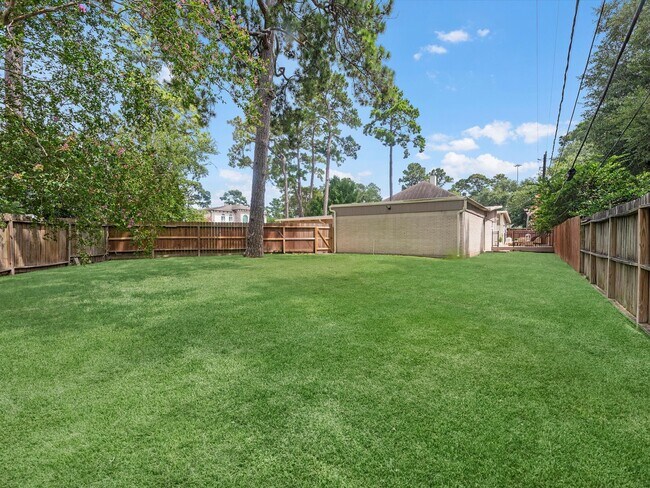 Building Photo - 227 Faust Ln