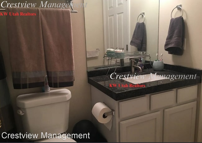 Building Photo - Beautiful 3-Bedroom Home in Daisyfield – Your Next Home Awaits