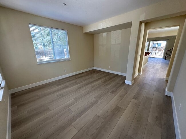 Building Photo - Brighton Station Beauty, 5 Bedroom. 3 Baths Brentwood Home