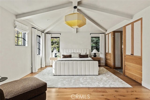 Building Photo - 738 San Lorenzo St