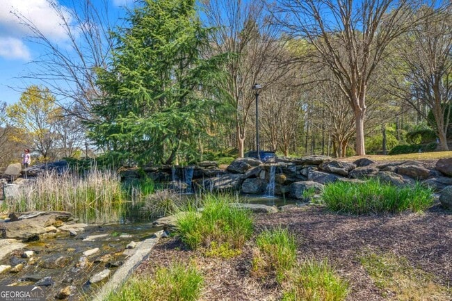 Building Photo - 1660 Gilstrap Ln NW