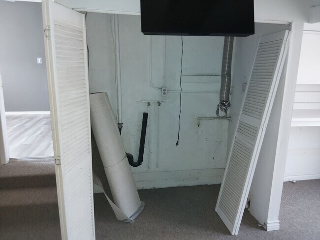 Building Photo - Mathis 8032-36 McKinley