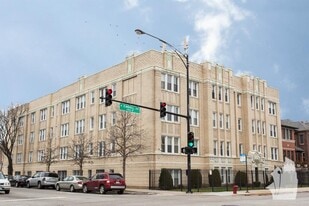 Building Photo - 2615 N Kimball Ave