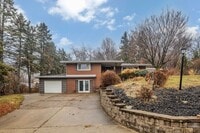 Building Photo - Updated 3BR Home Near Sewickley with Central Air & Finished Walk-Out Basement