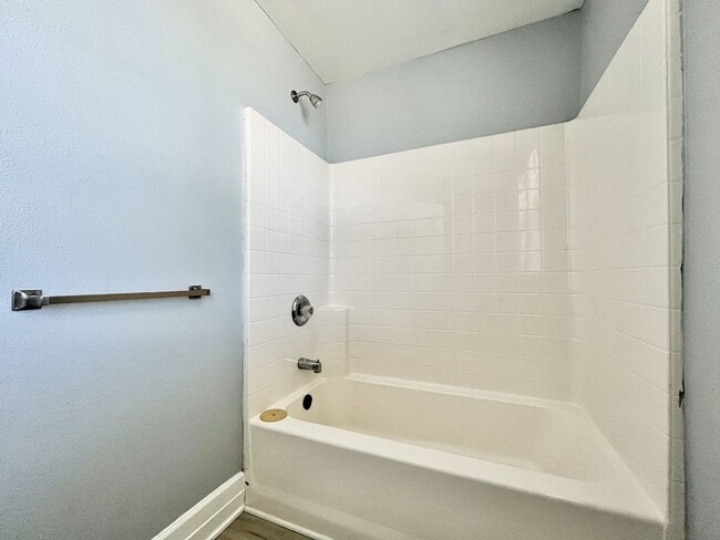 Building Photo - 2921 Peck St