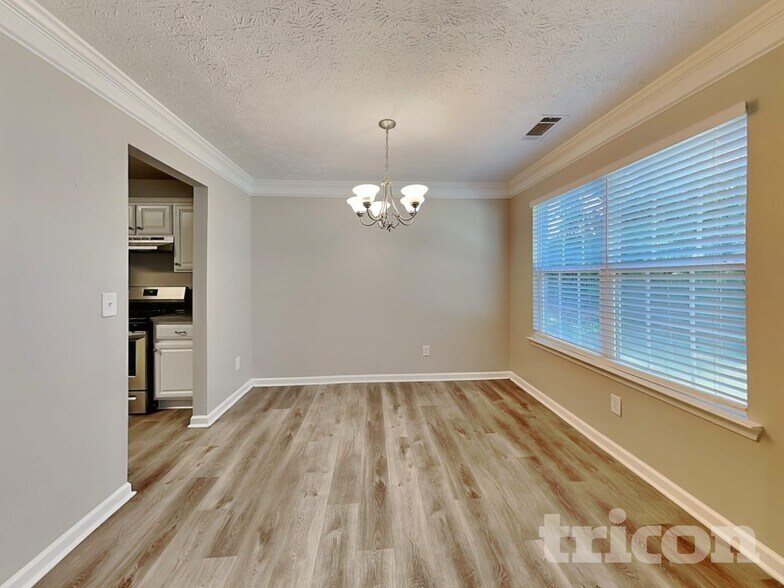 Building Photo - 201 Sandstone Dr