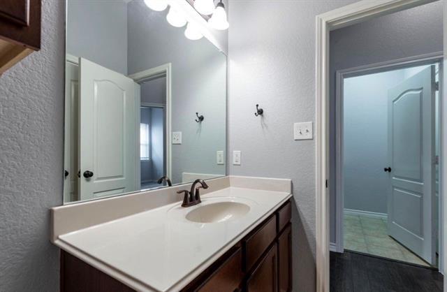 Building Photo - 1321 Ocotillo Ln